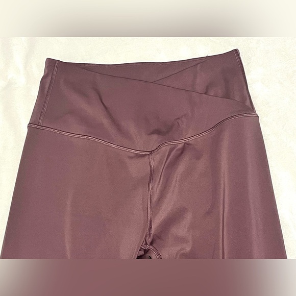 Victoria's Secret Women’s Dusty Pink Mauve Crossover Leggings Med Sz 10/170/72A - Picture 2 of 12